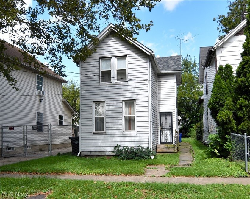 Welcome to this charming and partially updated single-family - Beach Home for sale in Cleveland, Ohio on Beachhouse.com