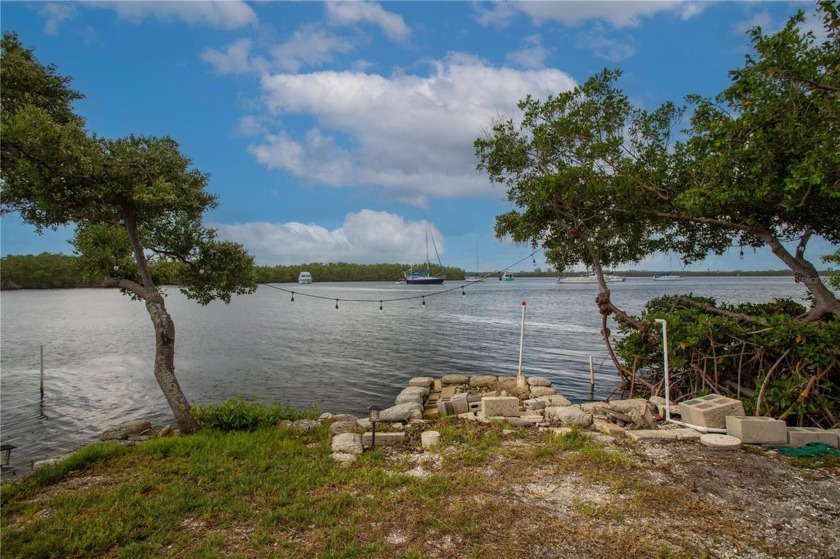 PRIME Location! These two parcels combined are a rare - Beach Lot for sale in Ruskin, Florida on Beachhouse.com
