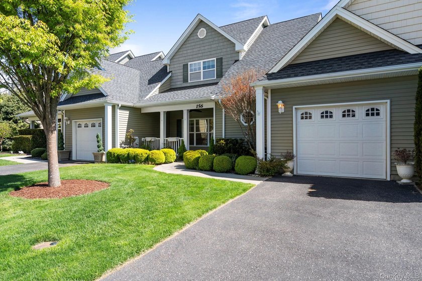 Welcome To Stoneleigh Woods! Enjoy Easy Living In This Bright - Beach Condo for sale in Riverhead, New York on Beachhouse.com