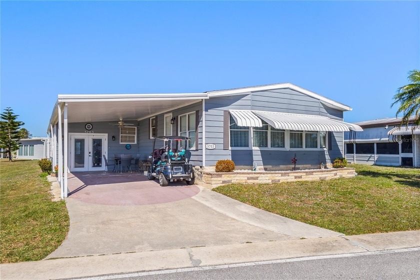 This is a well-maintained 2-bedroom, 2-bathroom mobile home in a - Beach Home for sale in North Port, Florida on Beachhouse.com