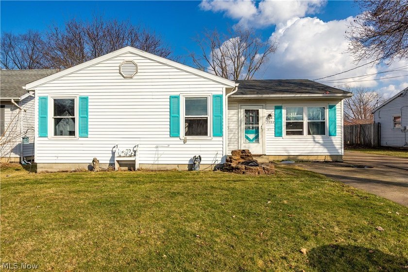 Welcome to 1722 Mills St, Sandusky, OH 44870 - an affordable - Beach Home for sale in Sandusky, Ohio on Beachhouse.com