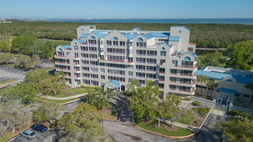 3rd floor 2-bedroom, 2 bath Crystal Bay condo overlooking the - Beach Condo for sale in Clearwater, Florida on Beachhouse.com