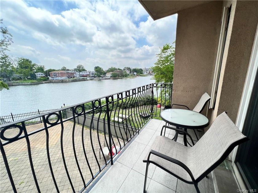 Where in New York City can you find a beautifully renovated 3 - Beach Condo for sale in Bronx, New York on Beachhouse.com