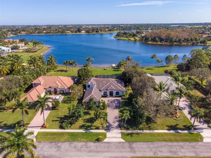 Unrivaled view and location! Welcome to Legend Lake Estates! - Beach Home for sale in Lake Worth, Florida on Beachhouse.com