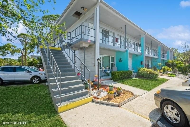 Beautifully updated second-floor 1-bedroom, 1-bathroom condo in - Beach Condo for sale in Kenneth City, Florida on Beachhouse.com