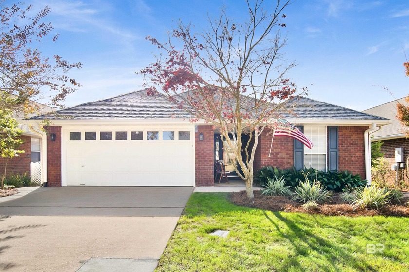 Experience the ultimate Fairhope lifestyle in the convenient - Beach Home for sale in Fairhope, Alabama on Beachhouse.com