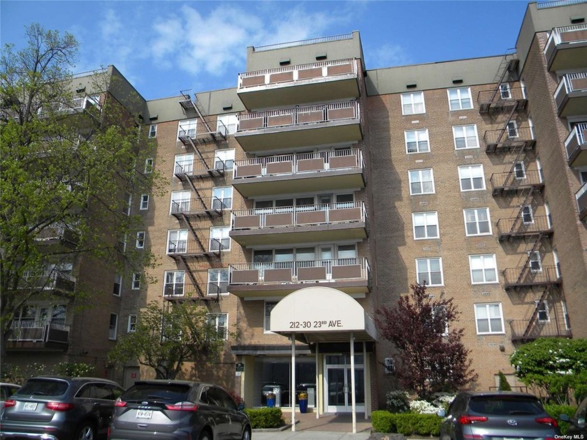 Sun filled 6th Floor apt (Top Floor). Spacious 2 bedroom corner - Beach Home for sale in Bayside, New York on Beachhouse.com