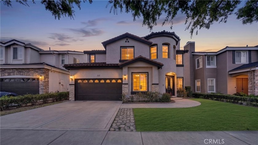 Presented by Rahul & Surbhi Bhagat, The Bhagat Group, Exp Realty - Beach Home for sale in Redondo Beach, California on Beachhouse.com