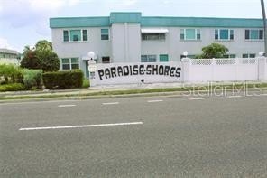 Welcome to PARADISE SHORES! A 55+ community conveniently located - Beach Condo for sale in St. Petersburg, Florida on Beachhouse.com