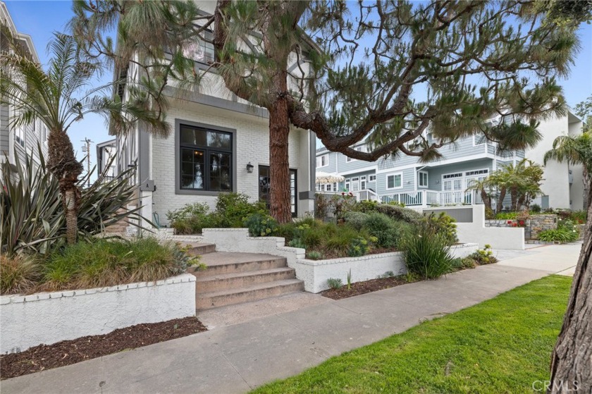 Discover the epitome of luxurious coastal living in this - Beach Townhome/Townhouse for sale in Redondo Beach, California on Beachhouse.com