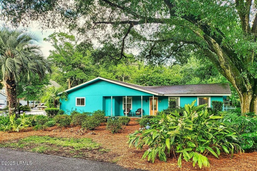 Nestled in Hilton Head's Folly Field beach area, this home - Beach Home for sale in Hilton Head Island, South Carolina on Beachhouse.com