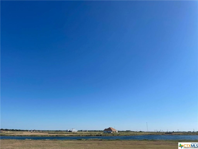 Beautiful lot located on Lake in Redfish Retreat. Lot is located - Beach Lot for sale in Port Lavaca, Texas on Beachhouse.com