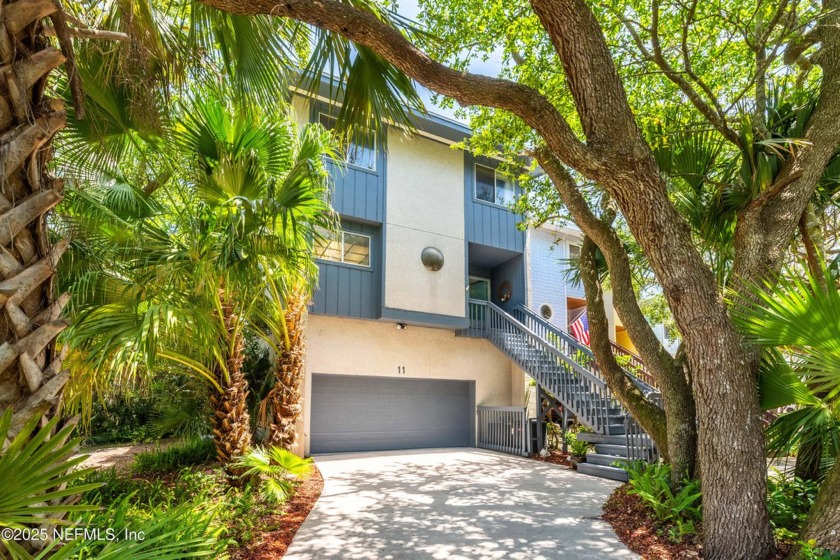 Atlantic Beach living in an 11 unit oceanfront townhouse - Beach Townhome/Townhouse for sale in Atlantic Beach, Florida on Beachhouse.com