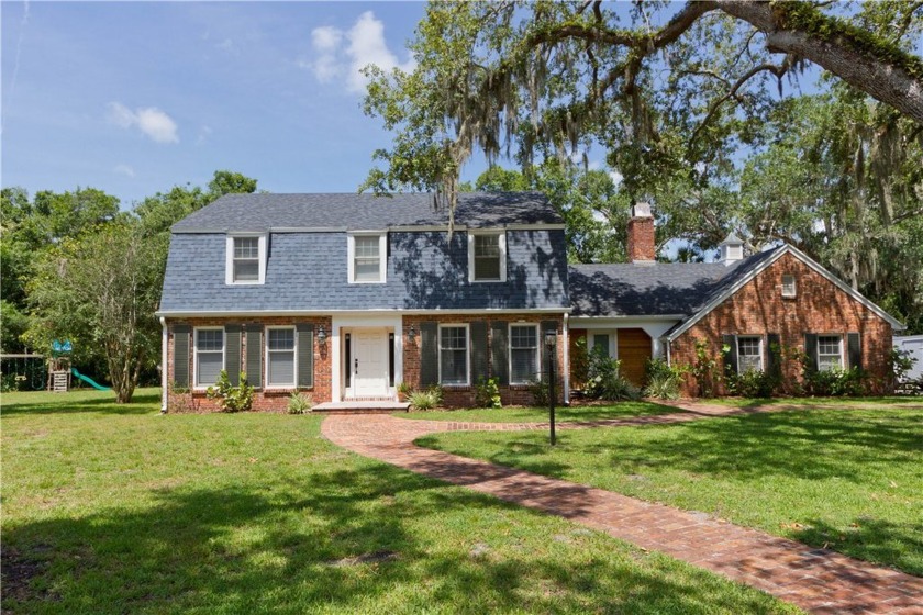Fully renovated home on over an acre in Doctors Row. Brand-new - Beach Home for sale in Vero Beach, Florida on Beachhouse.com