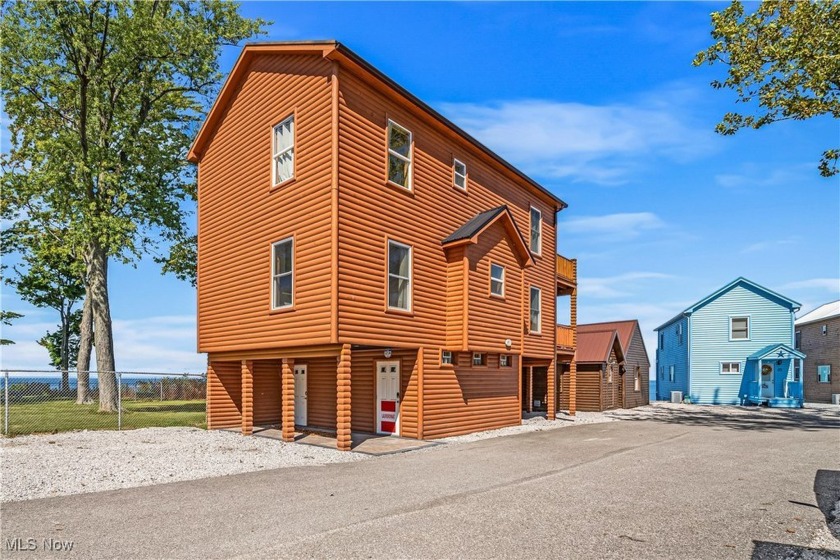 This STUNNING Unit in Cabins on the Lake was designed for the - Beach Condo for sale in Ashtabula, Ohio on Beachhouse.com