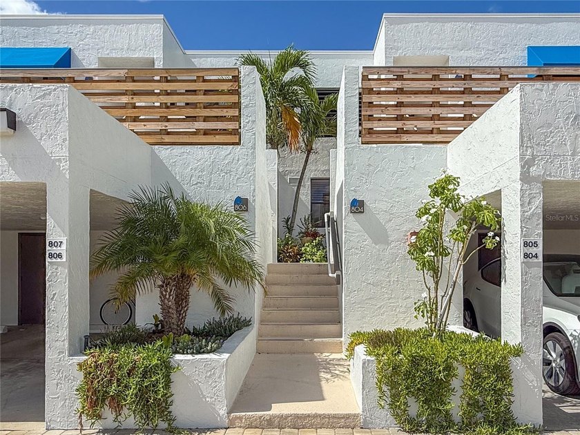 Welcome to this beautifully appointed ground floor residence - Beach Condo for sale in Longboat Key, Florida on Beachhouse.com