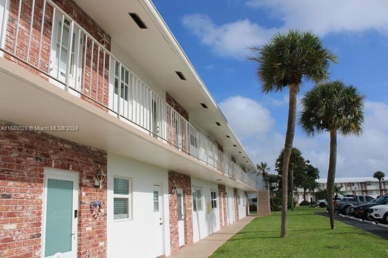 ***SELLER MOTIVATED*** Bring me your offers***Lovely 2/2 condo - Beach Condo for sale in Pompano Beach, Florida on Beachhouse.com