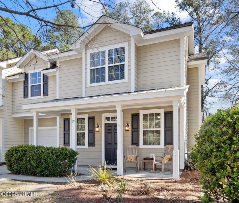 Welcome to this charming 3-bedroom, 2.5-bath townhome located in - Beach Townhome/Townhouse for sale in Bluffton, South Carolina on Beachhouse.com