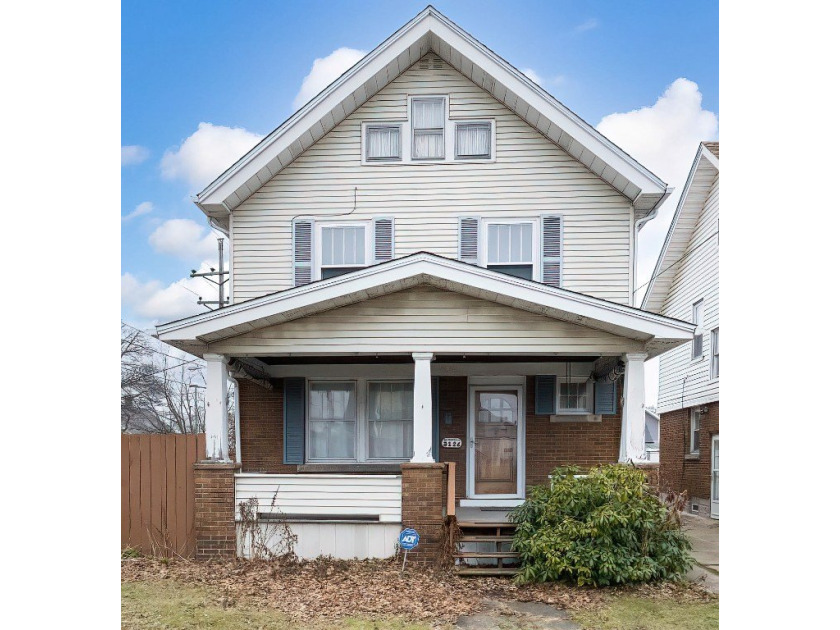 Located in a desirable SW Erie neighborhood, this well - Beach Home for sale in Erie, Pennsylvania on Beachhouse.com