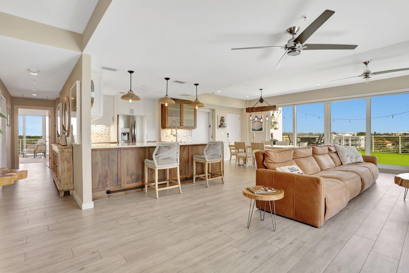Exclusive penthouse with breathtaking panoramic views! This - Beach Condo for sale in Deerfield Beach, Florida on Beachhouse.com