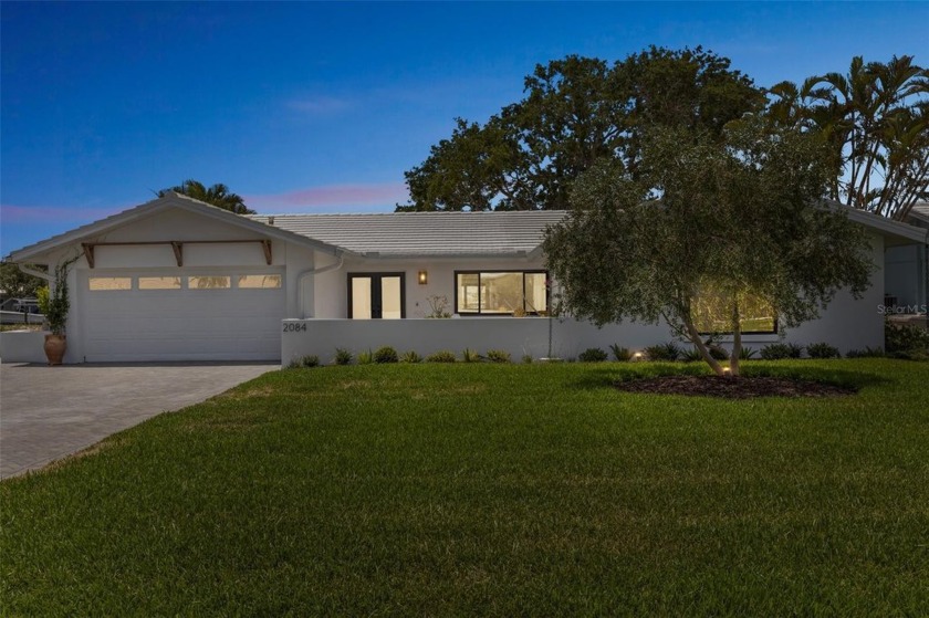Luxury Waterfront Living in Venetian Isles - Fully Renovated - Beach Home for sale in St. Petersburg, Florida on Beachhouse.com