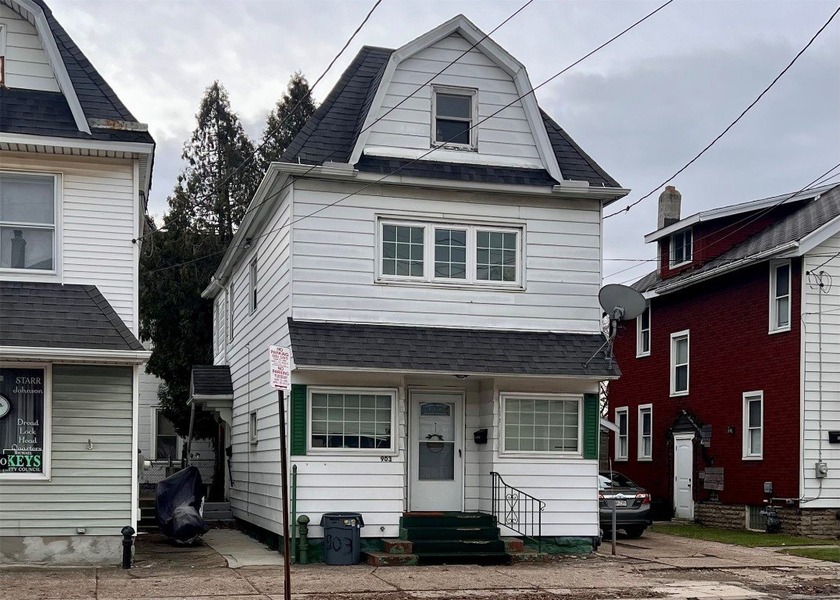 MAJORLY RENOVATED IN 2019, THIS TWO-UNIT INCOME PRODUCING - Beach Home for sale in Erie, Pennsylvania on Beachhouse.com
