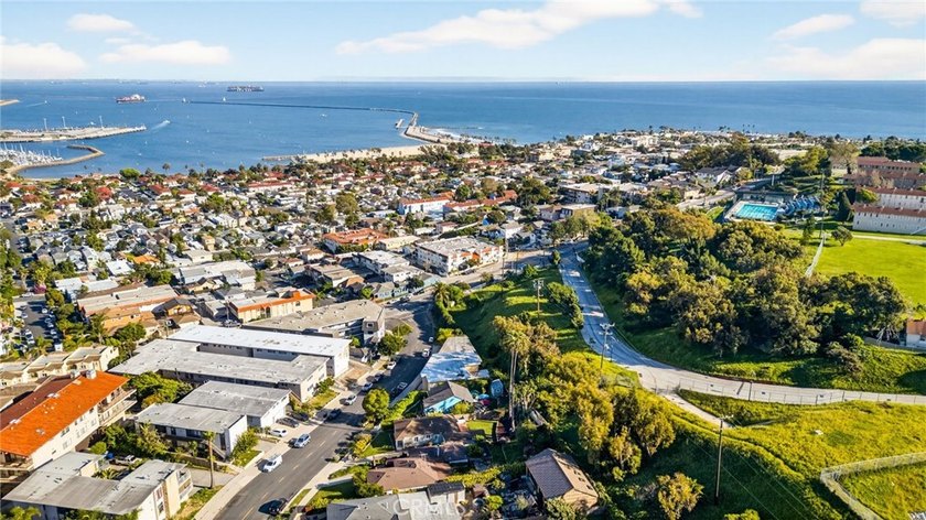VIEWS OF CABRILLO BEACH, WATER, HARBOR, AND CITY!! You can also - Beach Home for sale in San Pedro, California on Beachhouse.com