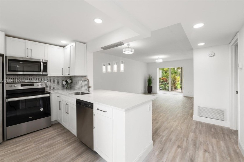 Stunning, almost a new construction, Ground-floor Unit! - Beach Condo for sale in Boynton Beach, Florida on Beachhouse.com