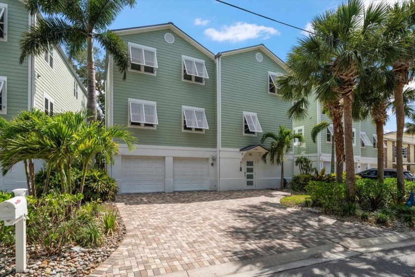 One or more photo(s) has been virtually staged. Experience the - Beach Home for sale in Indian Rocks Beach, Florida on Beachhouse.com