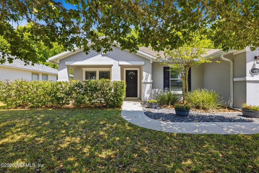 This 4 bedroom, 2 bath home in Samara Lakes is move-in ready - Beach Home for sale in St Augustine, Florida on Beachhouse.com