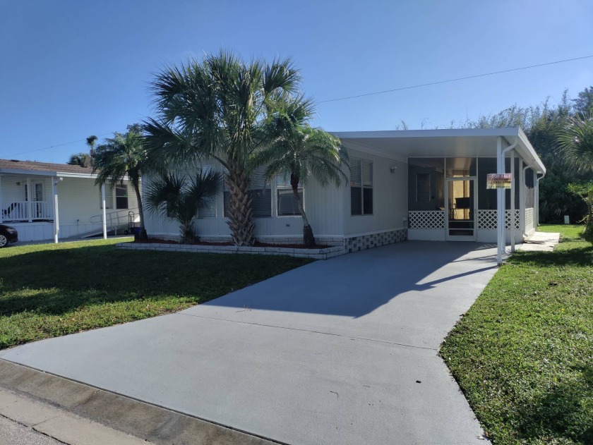 This beautiful home has recently been renovated and waiting for - Beach Home for sale in Vero Beach, Florida on Beachhouse.com
