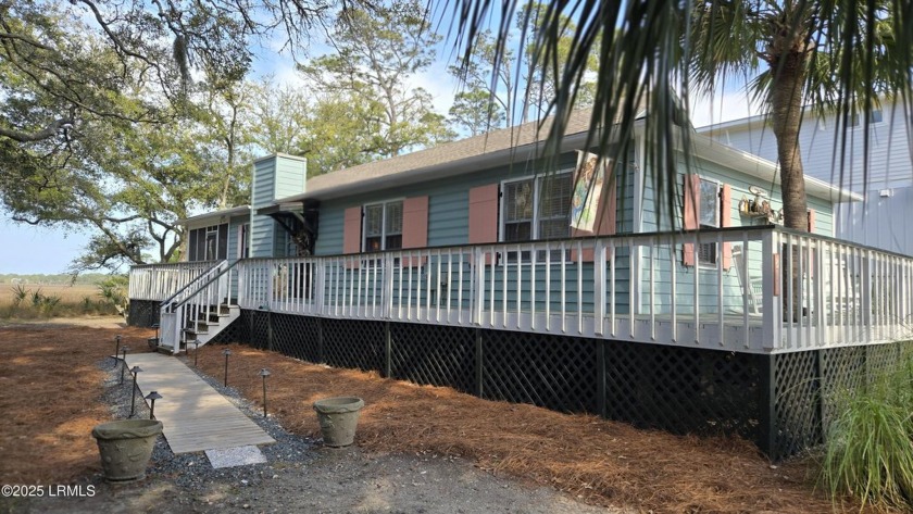 Location, Location, Location! This 3 BR/1.5BA Cottage overlooks - Beach Home for sale in Fripp Island, South Carolina on Beachhouse.com
