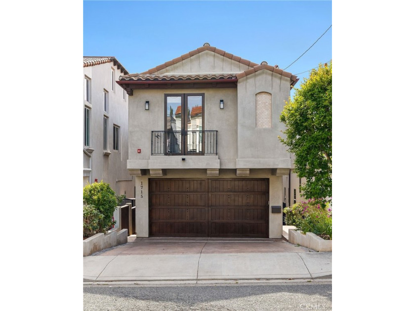 The best Golden Hills floor plan to ever hit the market in - Beach Home for sale in Redondo Beach, California on Beachhouse.com