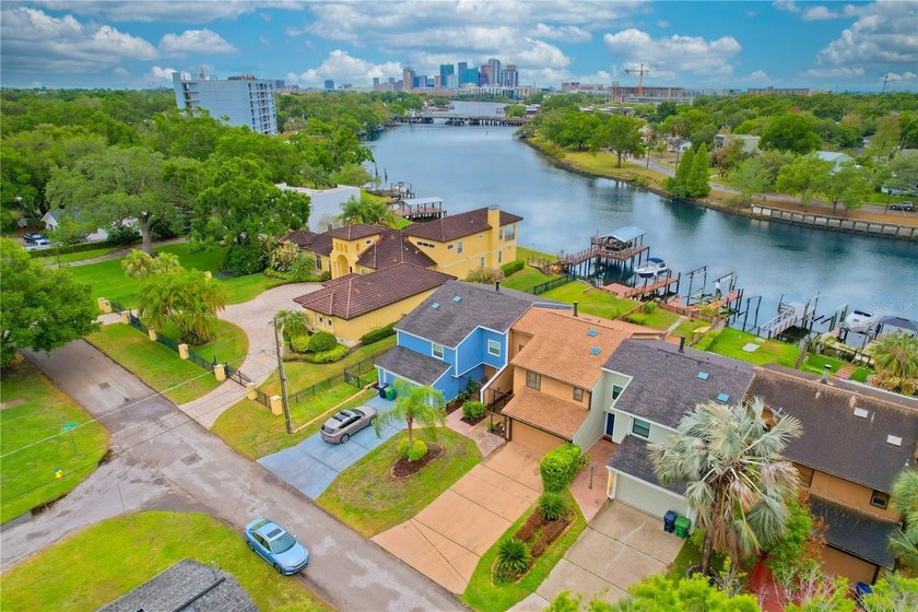 Under contract-accepting backup offers. RARE RIVERFRONT GEM WITH - Beach Townhome/Townhouse for sale in Tampa, Florida on Beachhouse.com