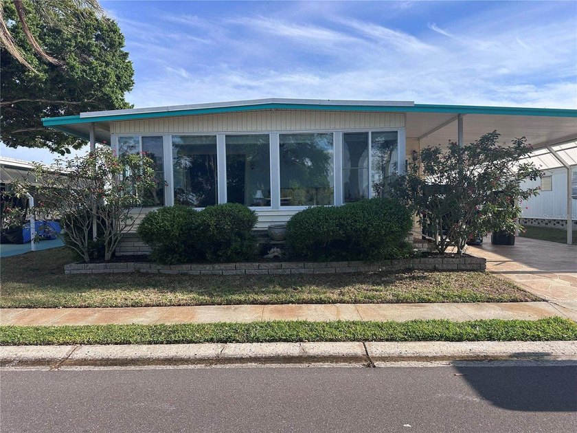 This stunning home is overlooking the Fairway Village golf - Beach Home for sale in Largo, Florida on Beachhouse.com