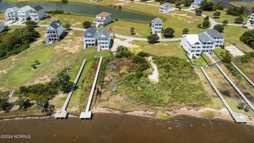 Getting hard to find. ICW lot in Cannonsgate that already has a - Beach Lot for sale in Newport, North Carolina on Beachhouse.com