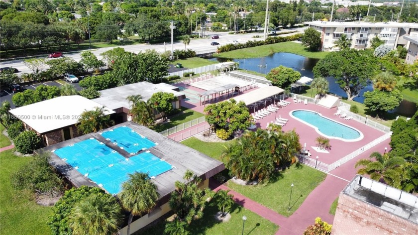 REDUCED PRICE! MOTIVATED SELLER!
Well-maintained, freshly - Beach Condo for sale in Lauderdale Lakes, Florida on Beachhouse.com