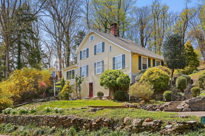 Located just 1 mile from Compo Beach, 32 Valley Road is a serene - Beach Home for sale in Westport, Connecticut on Beachhouse.com