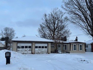 Picture perfect Wesleyville lot with two car garage and - Beach Home for sale in Erie, Pennsylvania on Beachhouse.com