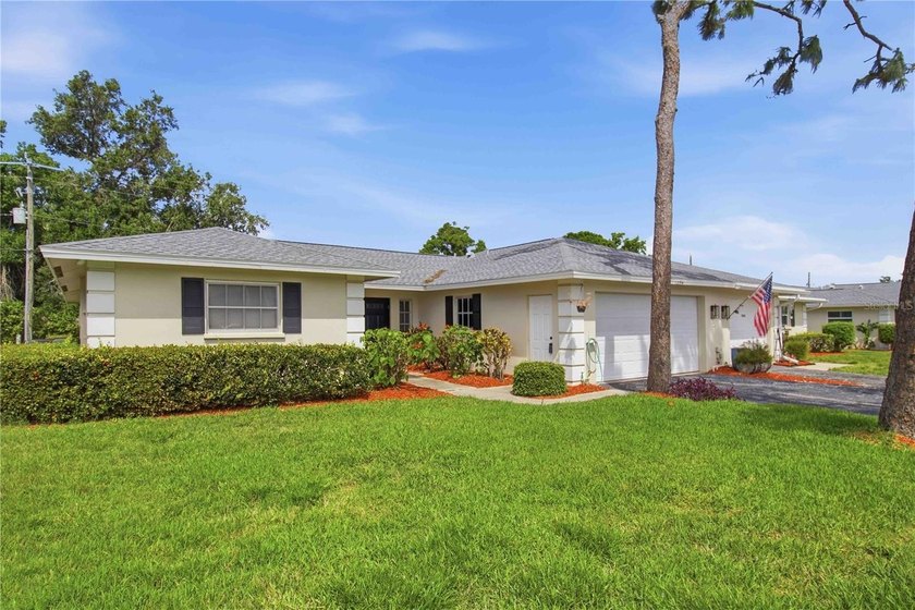 Welcome to easy Florida living in this beautifully updated - Beach Home for sale in Sarasota, Florida on Beachhouse.com