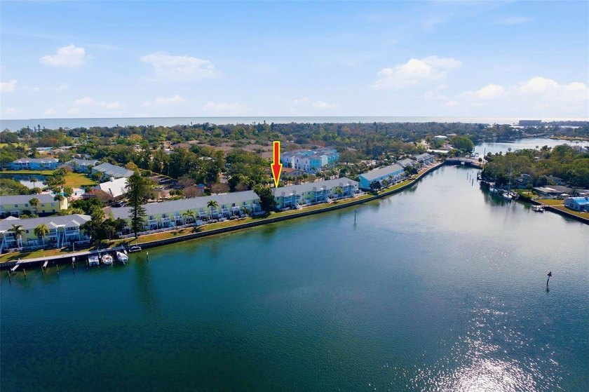 INVESTOR OPPROTUNITY***This unit already has a year lease in - Beach Condo for sale in St. Petersburg, Florida on Beachhouse.com