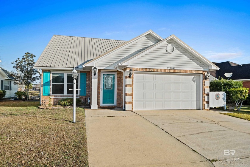 Live lakefront at Leisure Lake, a coveted Foley community where - Beach Home for sale in Foley, Alabama on Beachhouse.com