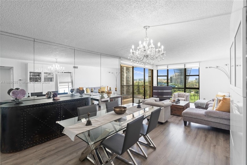 Prime Country Club Drive location! Corner unit with a functional - Beach Condo for sale in Aventura, Florida on Beachhouse.com