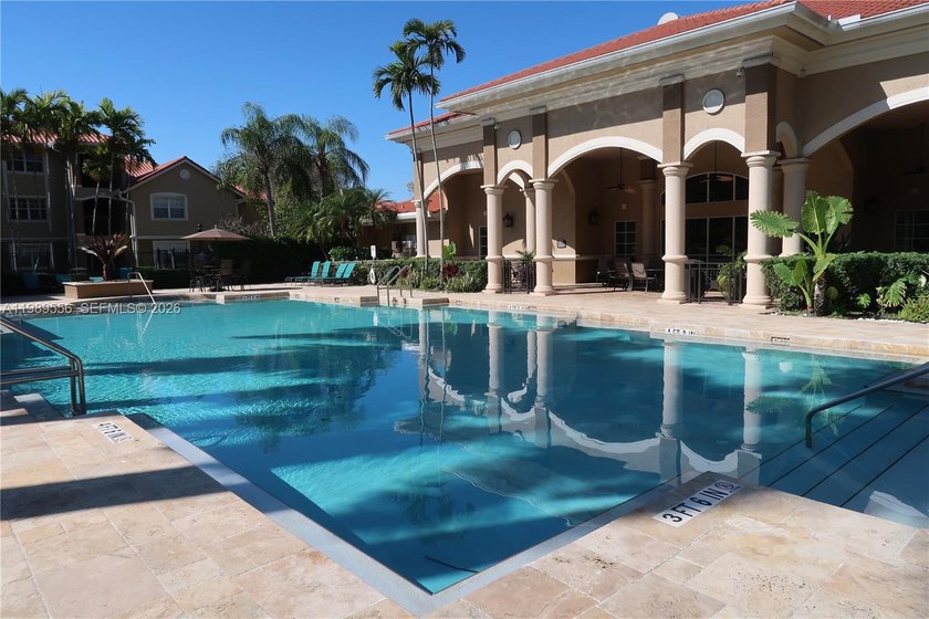 Beautiful 2-bedroom 2-bathroom condo located on the first floor - Beach Condo for sale in Pembroke Pines, Florida on Beachhouse.com