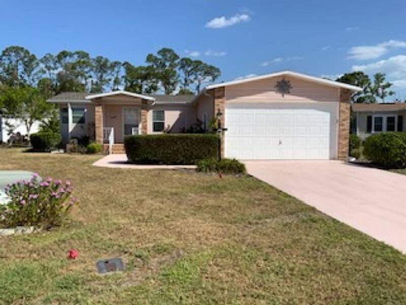 MOTIVATED SELLER. This well cared for home is furnished and - Beach Home for sale in North Fort Myers, Florida on Beachhouse.com