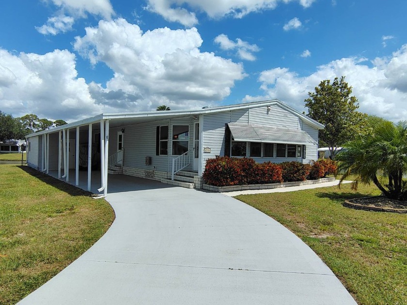 Welcome to Spanish Lakes Fairways /55+ Adult Active Community - Beach Home for sale in Fort Pierce, Florida on Beachhouse.com