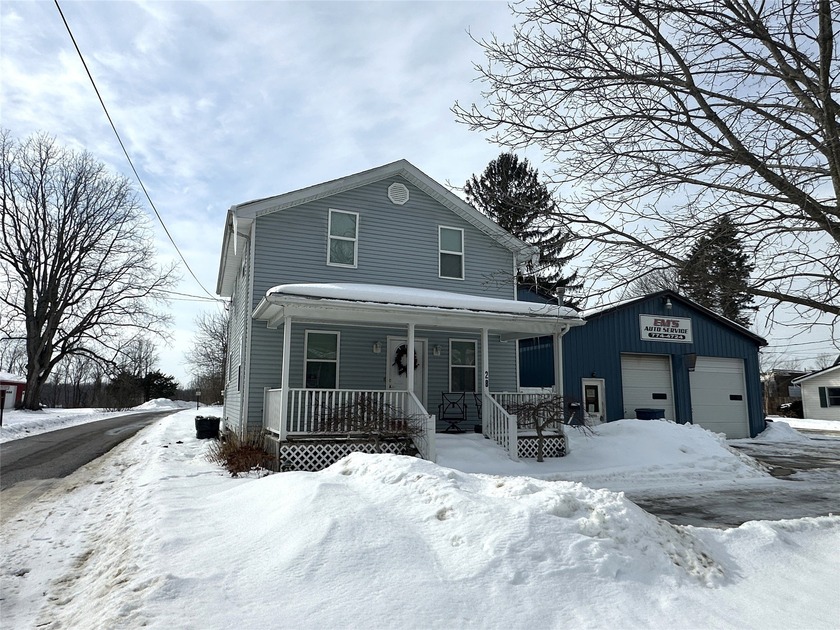 Welcome to this beautifully remodeled 3-bedroom, 2-full-bath - Beach Home for sale in Girard, Pennsylvania on Beachhouse.com
