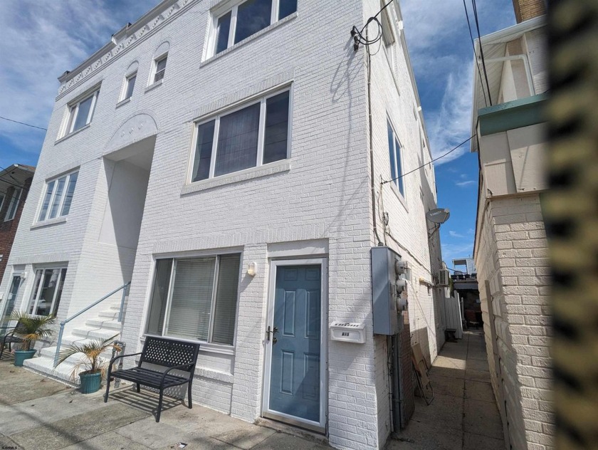 Check out this charming condo at the beach. 2 blocks to the - Beach Condo for sale in Ventnor, New Jersey on Beachhouse.com