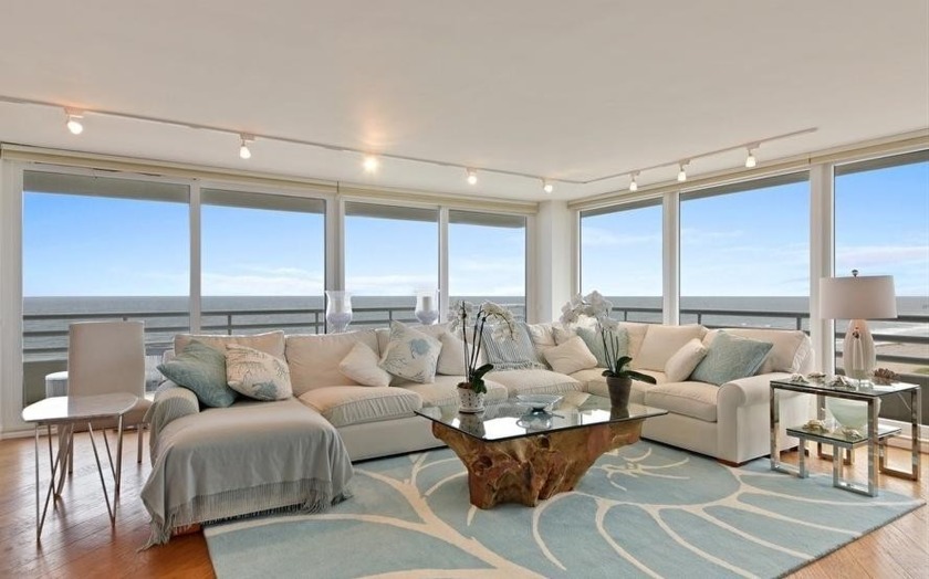 Upon entering this fabulous residence you'll be dazzled by the - Beach Condo for sale in Boca Raton, Florida on Beachhouse.com