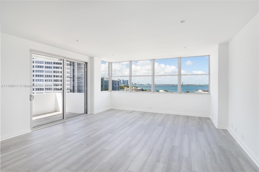 Bright and spacious corner unit with laminate and wood floors - Beach Condo for sale in Miami  Beach, Florida on Beachhouse.com